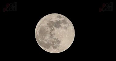 العلماء يقترحون حل لغز المجال المغناطيسى للقمر