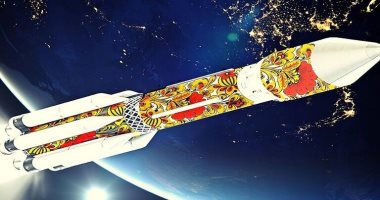 روس كوسموس تزين مركبة سويوز بزخارف من الحرف الشعبية التقليدية