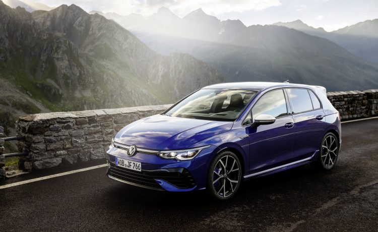 فولكس فاجن جولف R موديل 2022 تقدم لأول مرة بقوة 315 حصان
