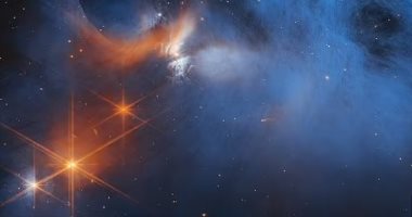 أقوى تلسكوب فضائي تابع لناسا يكتشف الماء ولغزا جديدا فى مذنب غامض