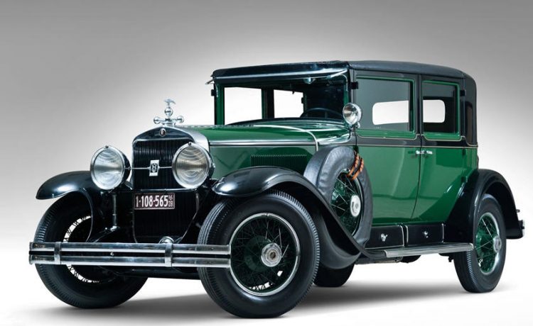 سيارات مشاهير وأثرياء عالم الجريمة