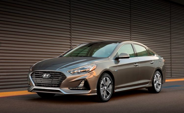 مراجعة هيونداي سوناتا هايبرد 2019 … عامرة بالتقينات والرقي
