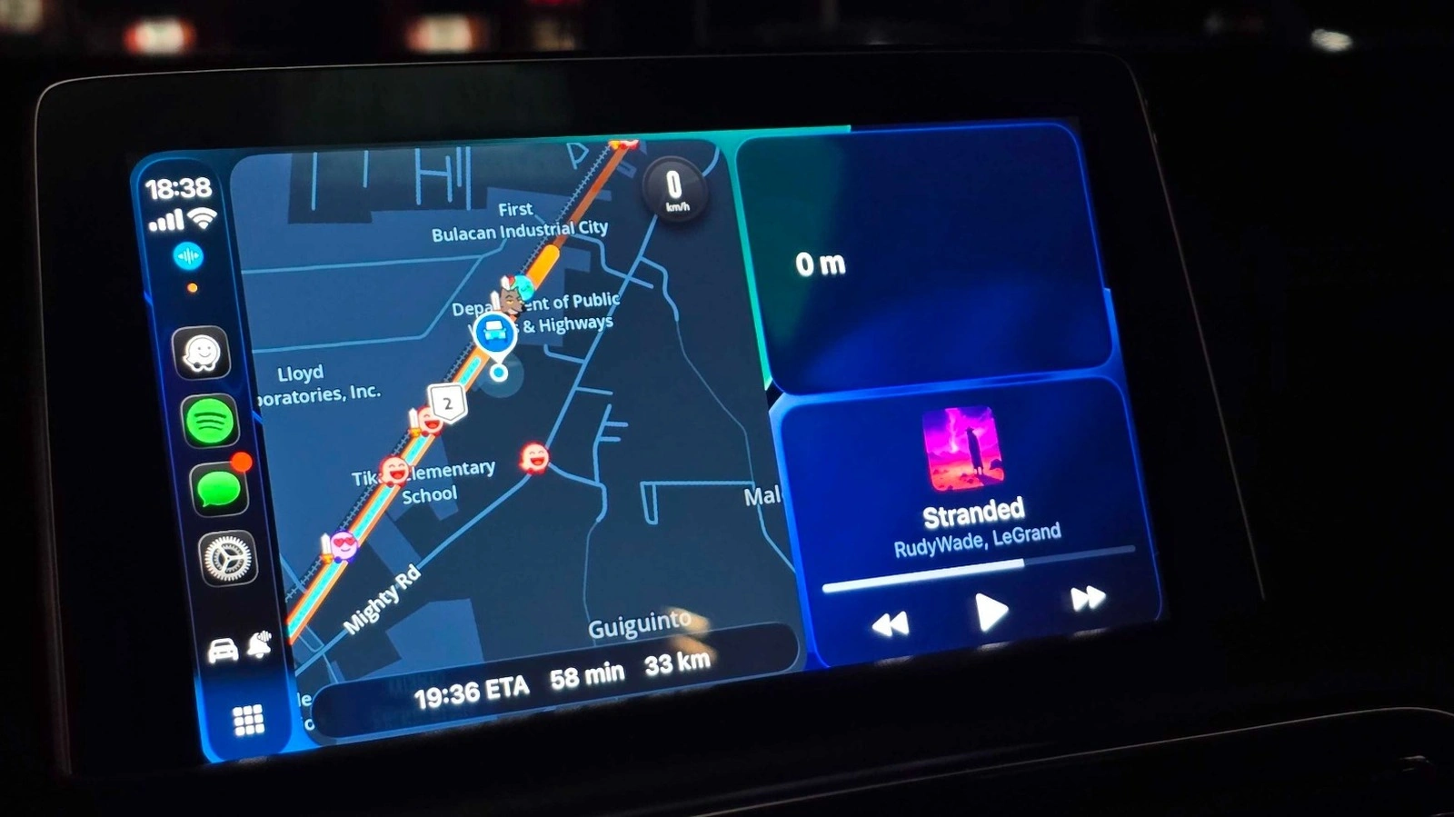 5 أوامر صوتية أساسية في نظام Apple CarPlay لقيادة أكثر أماناً