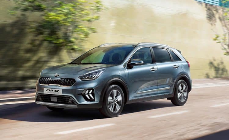 كيا نيرو 2019 لم تعد سيارة مملة مع تحديث تصميمها الخارجي في جنيف