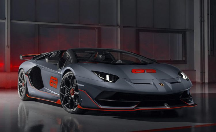 لامبورجيني تقدم أفينتادور SVJ 63 وهوراكان ايفو GT Celebration في بيبل بيتش