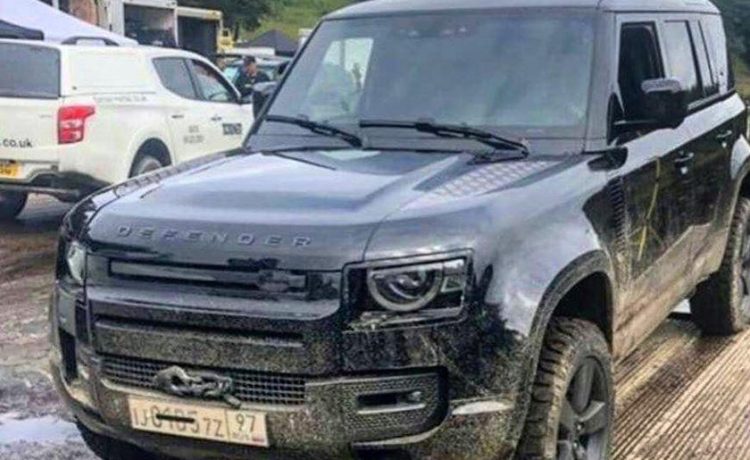 لاندروفر تحدد موعد تقديم ديفندر الجديدة