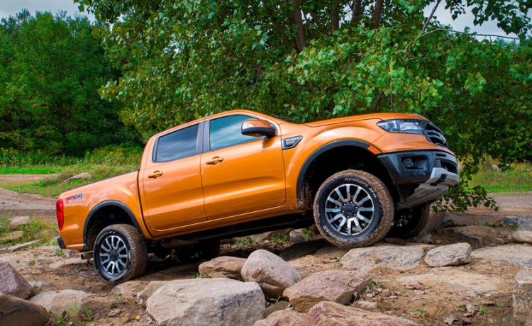 فورد رانجر وF150 يطوران قدراتهما للطرق الوعرة مع باقة جديدة