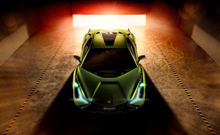 خلفية لامبورجيني أفينتادور سيكون موديل جديد تماماً