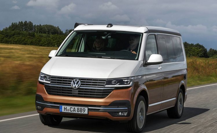 فولكس فاجن كاليفورنيا 6.1 المحسنة تعرض بوسائل راحة أكثر وتغيير في التصميم