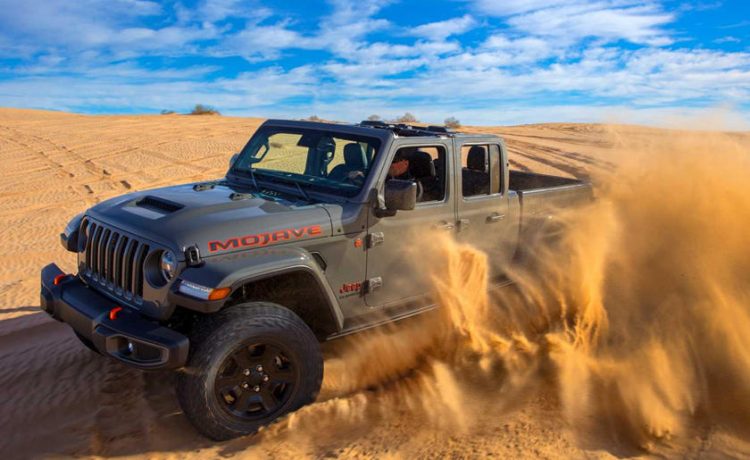 جيب جلادياتور موهافي . . سيارة تنتمي إلى الصحراء