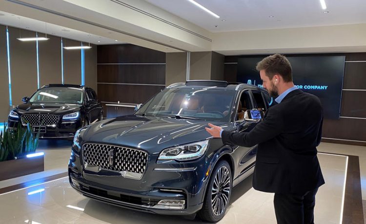 لينكولن تقدم طريقة أكثر فخامة لشراء سيارة جديدة