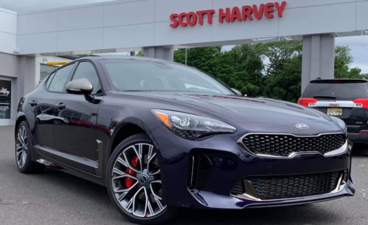 كيا ستينجر GT Indigo تأتي مع وظيفة الانجراف