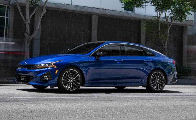 كيا K5 2021 الجديدة تقدم بديلاً لأوبتيما