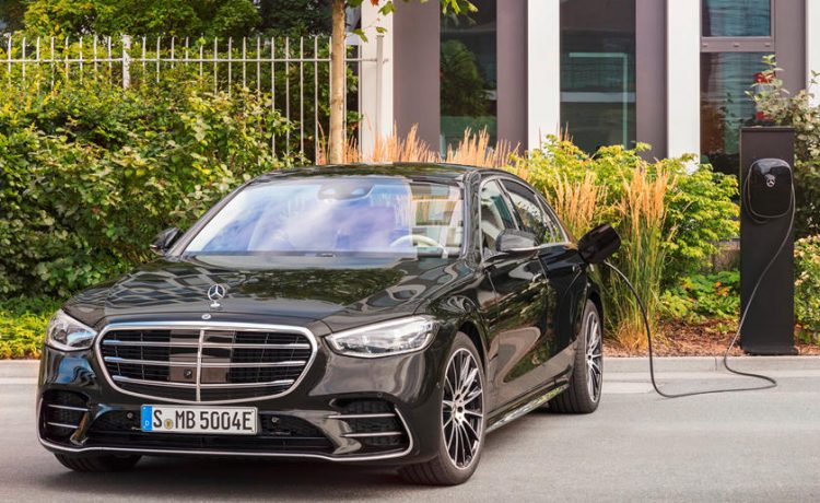 مرسيدس تطلق SClass هايبرد 2021 الجديدة بأكثر من 500 حصان