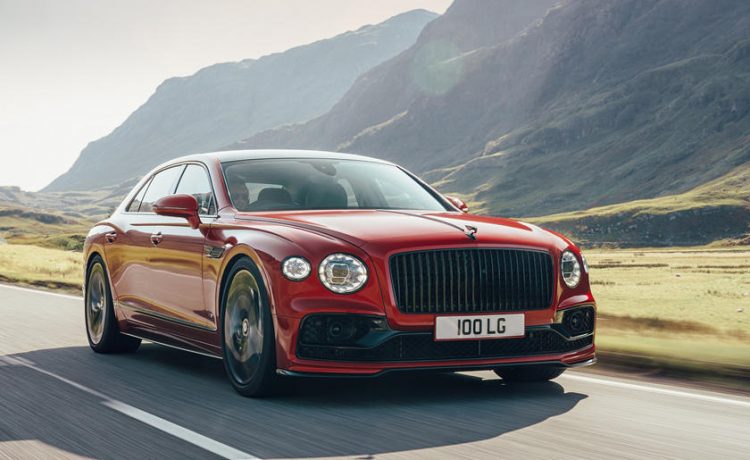 بنتلي فلاينج سبير بمحرك V8 الاختياري موديل 2021 تقدم رسمياً