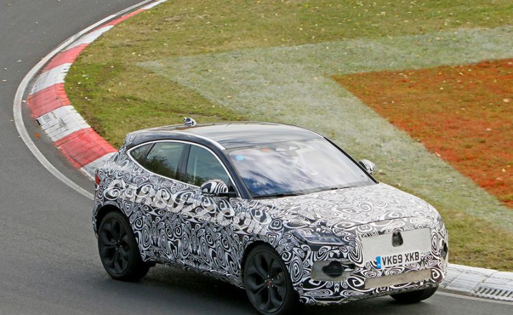 جاكوار EPace 2021 تستعد للظهور بتحديثات كبيرة