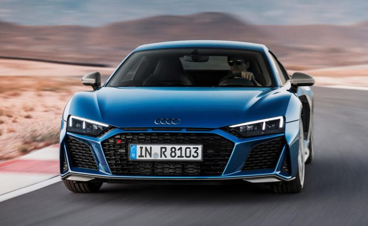 أودي تتقبل فكرة تحول R8 لسيارة كهربائية بالكامل