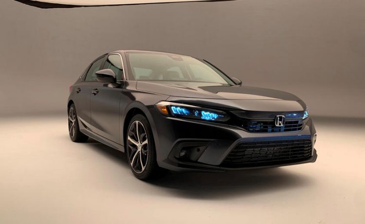 هوندا سيفيك 2022 سيدان تتميز تأتي بتصميم أبسط ومحركات أكثر كفاءة