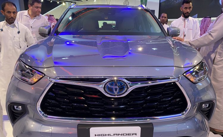 تويوتا تطلق هايلاندر هايبرد وCHR في معرض جدة وتقديم سوبرا GR