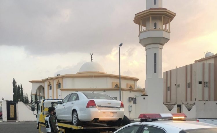 ضبط سيارة تمارس التفحيط في الطائف ورفع 1666 سيارة تالفة في جدة