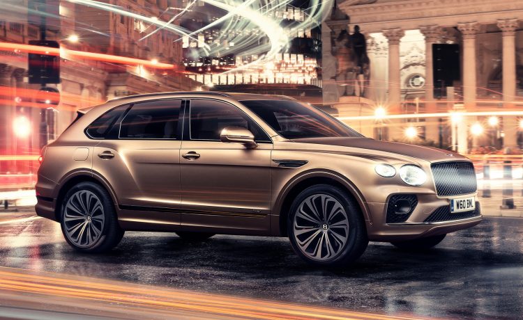 بنتلي بينتايجا هايبرد 2021 تصل رسمياً بضعف المدى الكهربائي