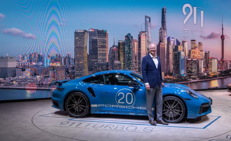 911 تيربو إس 20th Anniversary Edition تحتفل بعشرين عام لبورشة في الصين