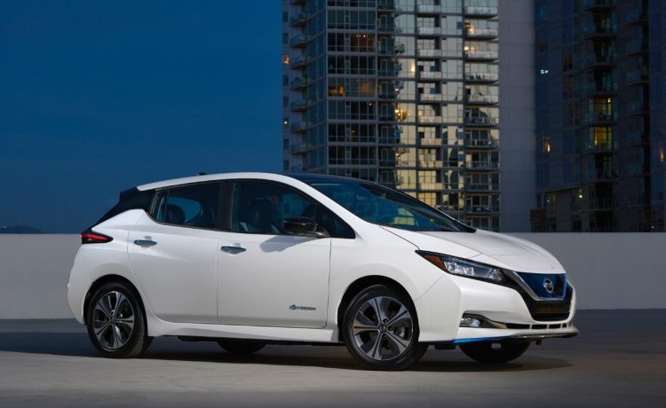 لماذا تتوقع نيسان انخفاض أسعار السيارات الكهربائية قريباً؟