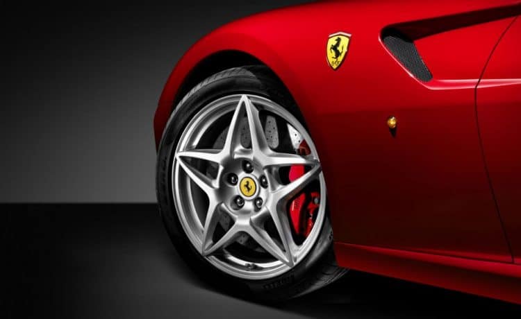 تعرف على أصل ومعنى شعار فيراري ذو الحصان القافز