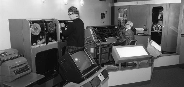 بحث حول تاريخ الكمبيوتر
