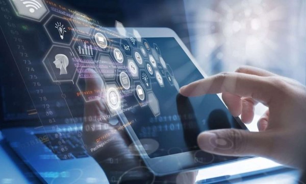 الاستفادة من الذكاء الاصطناعي في وسائل التواصل الاجتماعي