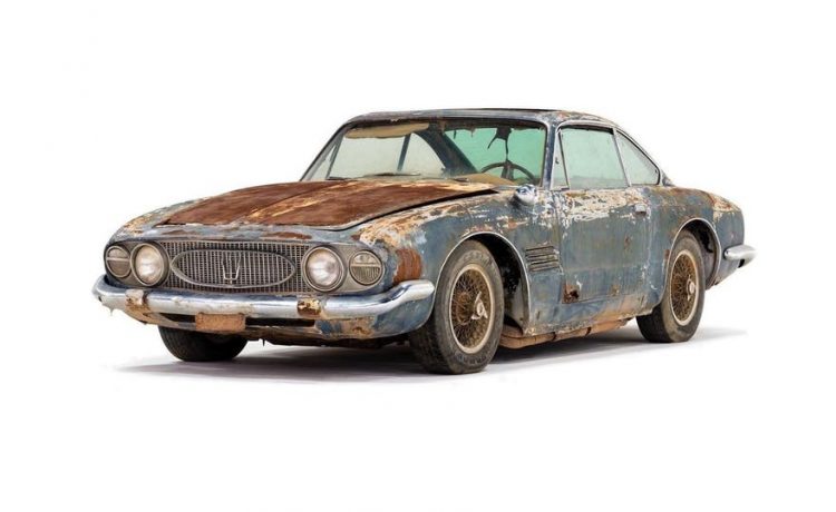 بيع سيارة تالفة من مازيراتي في معرض الرياض بـ3 مليون ريال