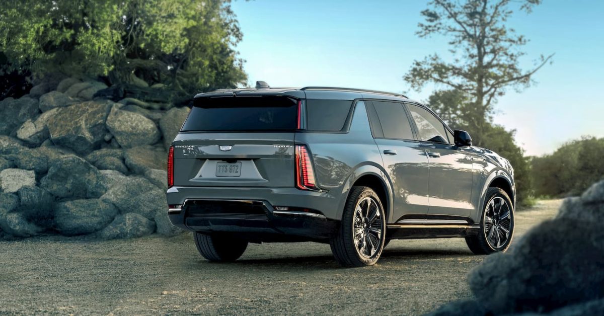 جنرال موتورز تتوقع انخفاضاً كبيراً في حجم إنتاج السيارات الكهربائية لعام 2026 بعد خسائر 7.6 مليار دولار