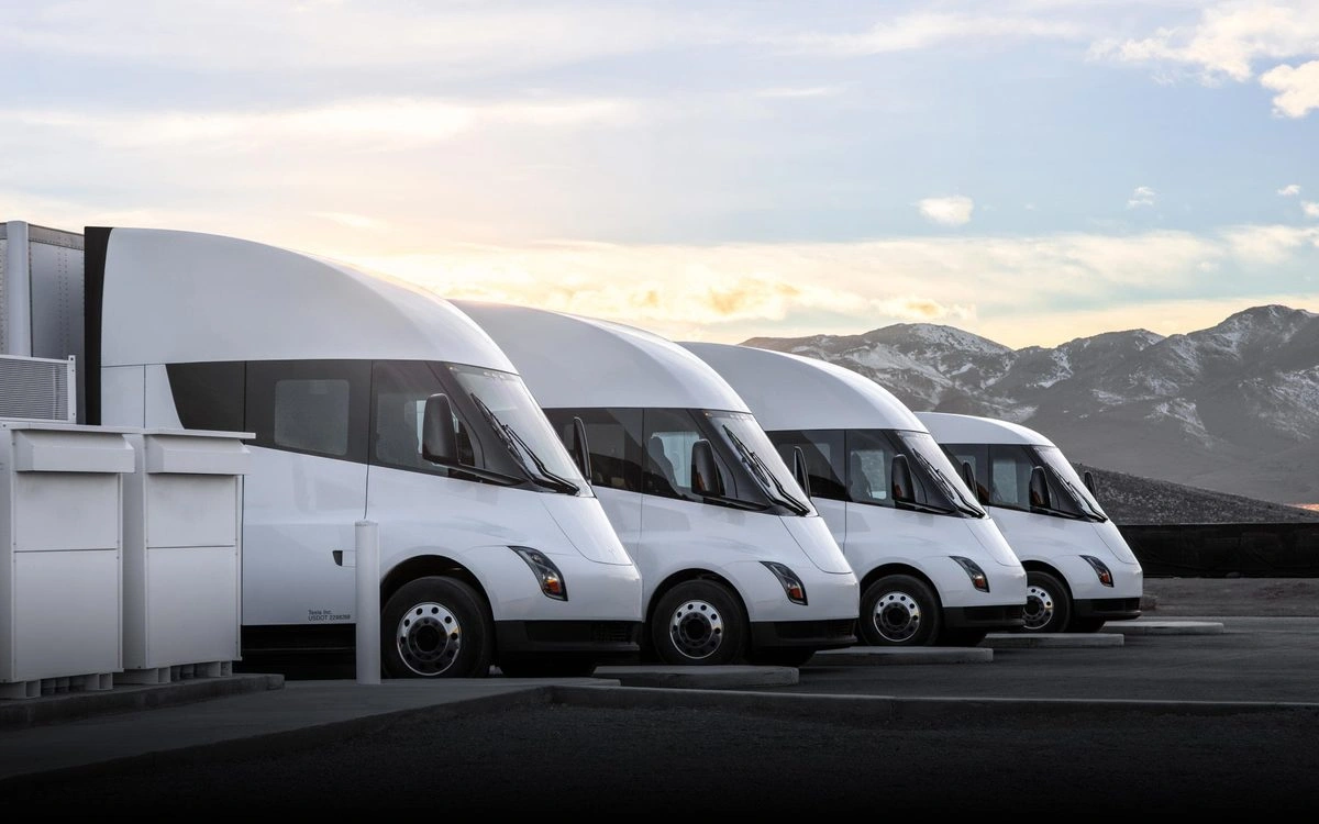 Tesla Semi Mass Production Officially Begins in 2026