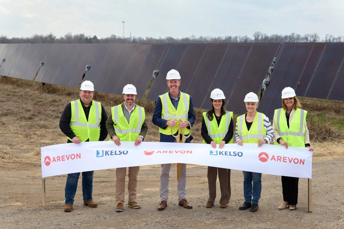 شركة Arevon تطلق مشروع Kelso للطاقة الشمسية بقدرة 430 ميجاوات لتشغيل مراكز بيانات Meta