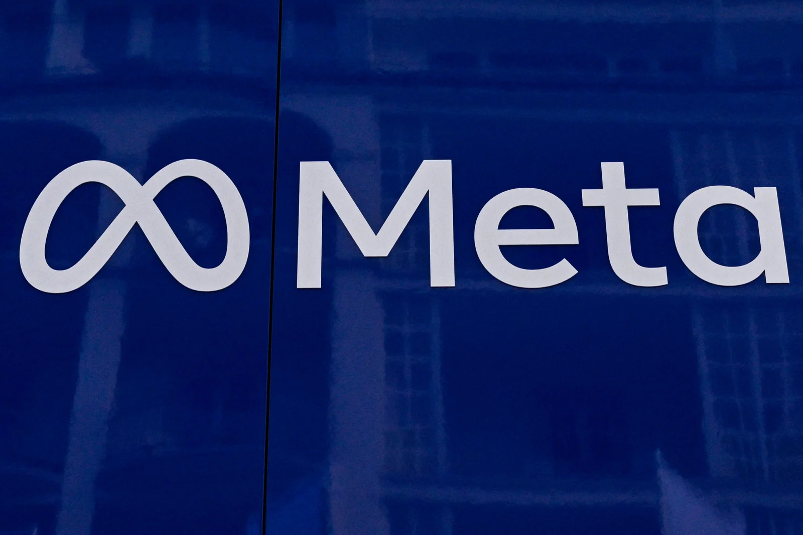 نتائج Meta للربع الرابع تتجاوز التوقعات بدعم الذكاء الاصطناعي وقطع في Reality Labs