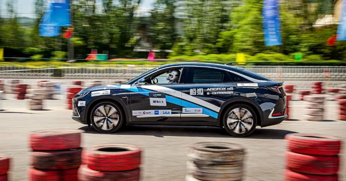 شركة BAIC Group تكشف عن بطارية صوديوم أيون تشحن في 11 دقيقة