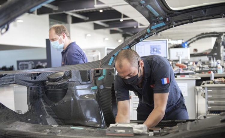 بوجاتي تستأنف الإنتاج مجدداً في فرنسا