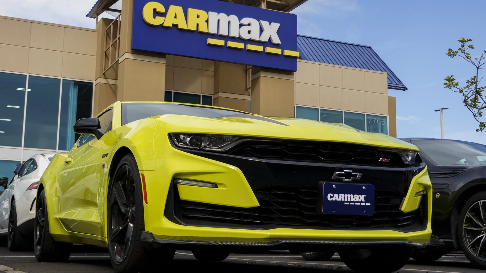 تسوية CarMax: دفع 15,000 دولار لكل مركبة تمت مصادرتها بشكل غير قانوني من العسكريين