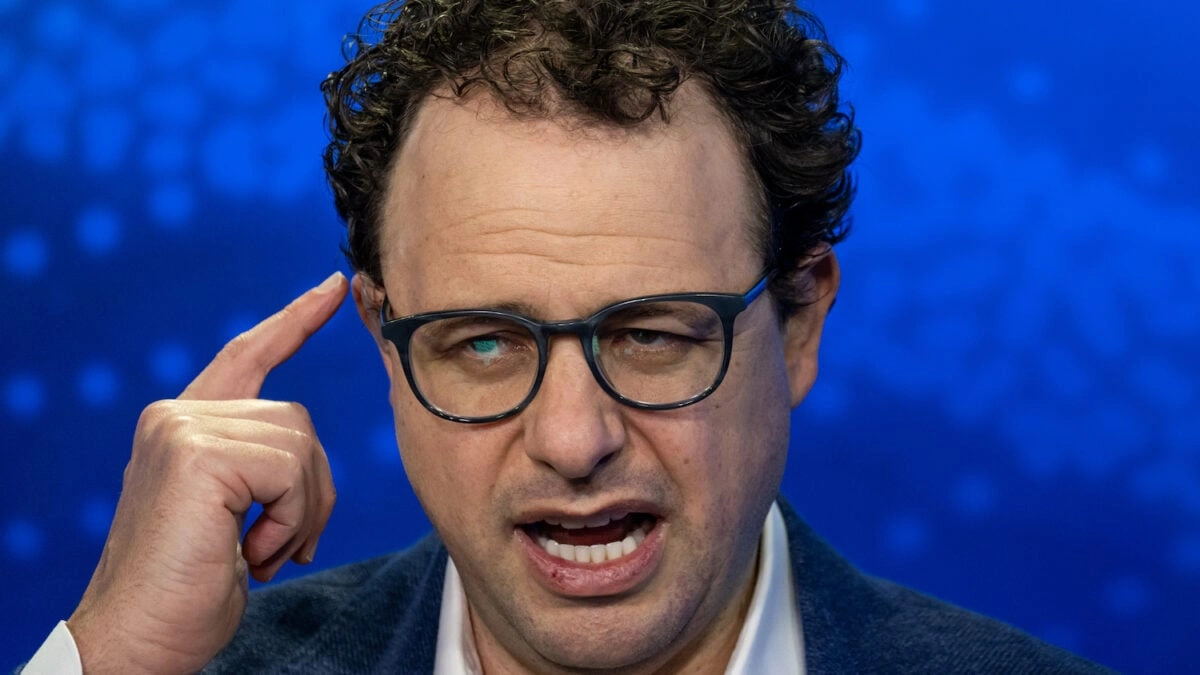 تطبيق Claude يقفز للمركز الثاني في متجر App Store بعد انتقادات إدارة ترامب