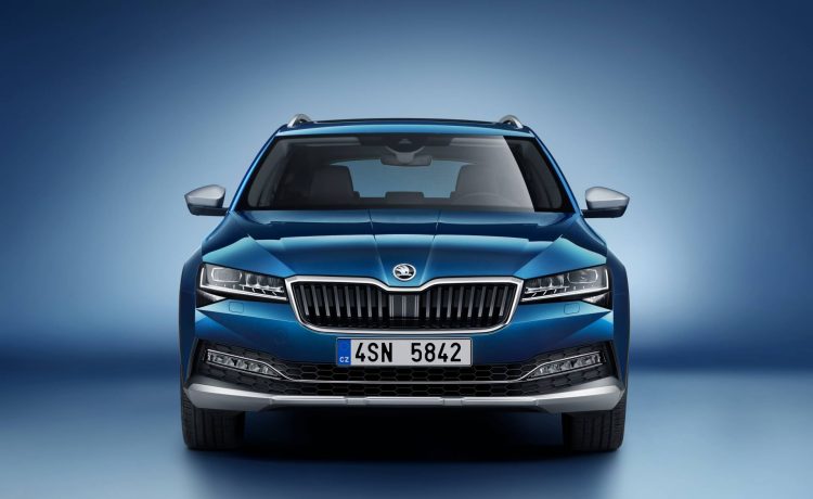 سكودا سوبيرب تتزود بنسخة سكوت شبيه الكروس أوفر لأول مرة