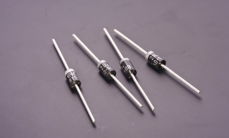 الصمام الثنائي PIN Diode