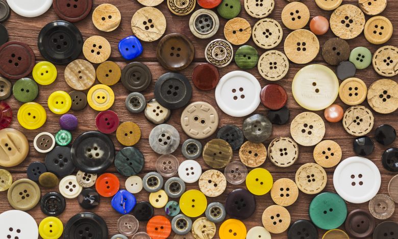 قصة اختراع الأزرار