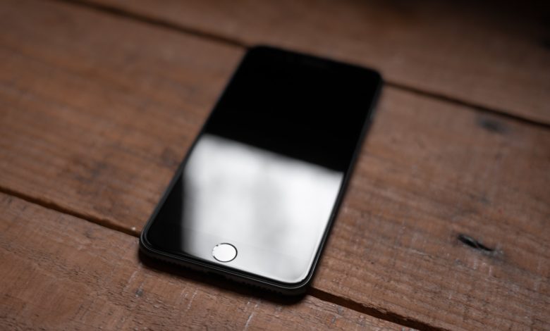 كيفية فتح أيفون المقفل على آي كلاود