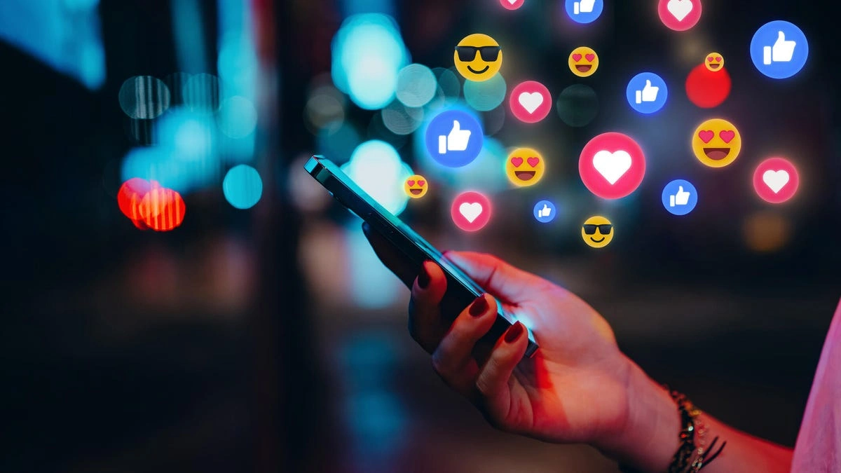 إندونيسيا تحظر تطبيقات TikTok وYouTube ومنصات Meta للأطفال دون سن 16 عاماً