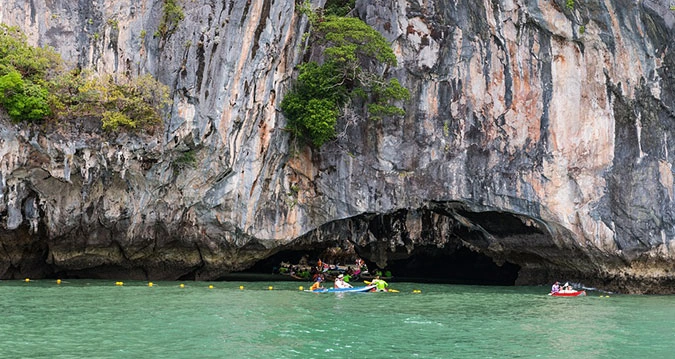 ذوبان زجاج بوروسيليكات اللانثانيد يكشف أسرار سلامة نفايات نووية