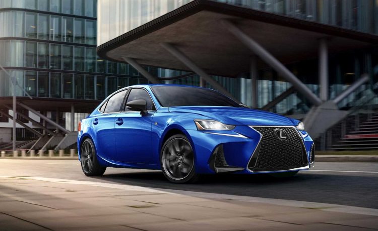 لكزس IS F Sport بلاك لاين الخاصة تعود من جديد كموديلات 2020