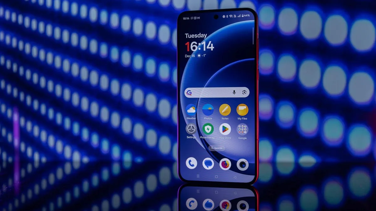 شركتا OnePlus و Oppo ترفعان أسعار الهواتف الذكية وسط ارتفاع تكاليف الذاكرة