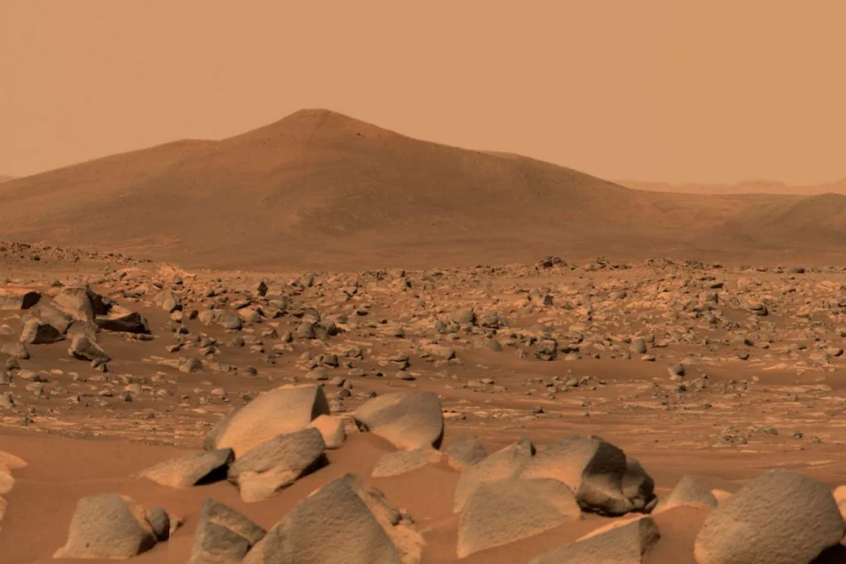 أسطورة الخيال العلمي كيم ستانلي روبنسون يصف خطط المليارديرات لاستيطان المريخ بـ "الهراء"