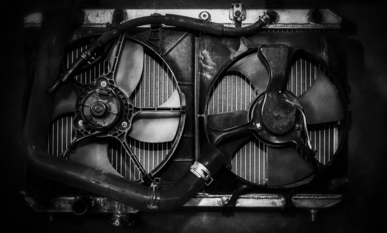 ما هي مروحة تبريد المحرك في السيارة؟
