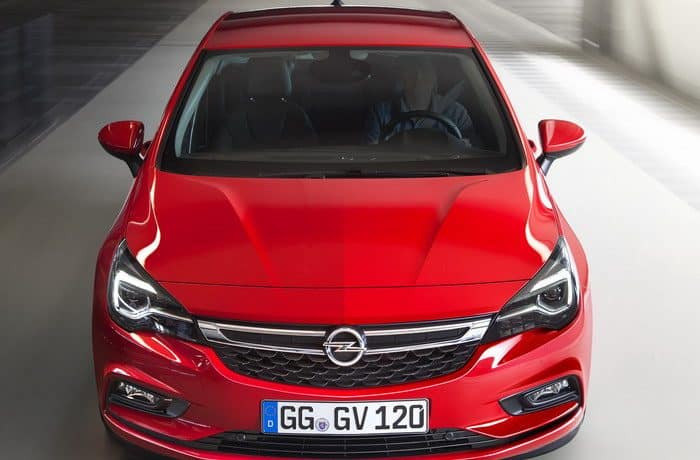 سيارة العام 2016 أوبل أسترا تنطلق في الإمارات من خلال وكيلها ليبرتي